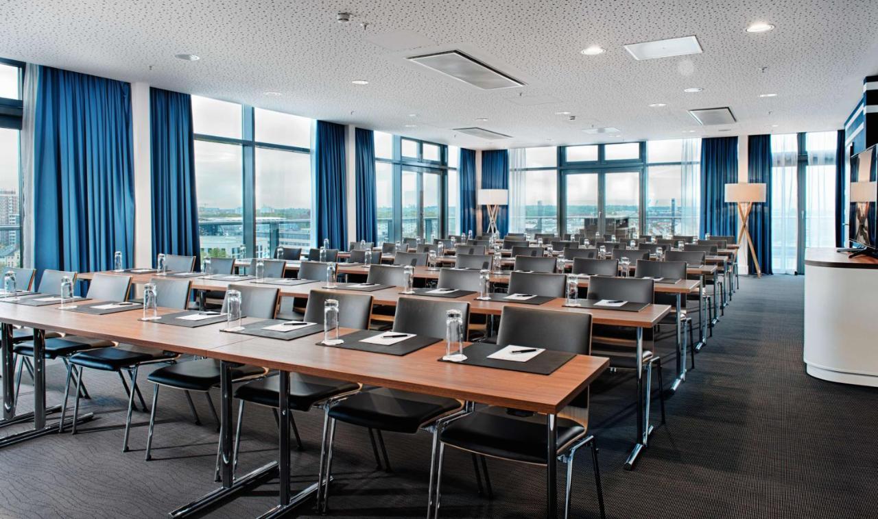 Radisson Blu Hotel Rostock Esterno foto