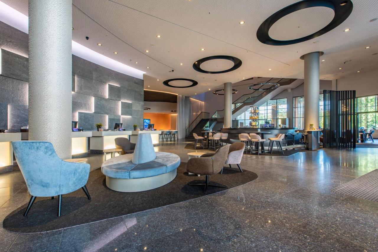 Radisson Blu Hotel Rostock Esterno foto