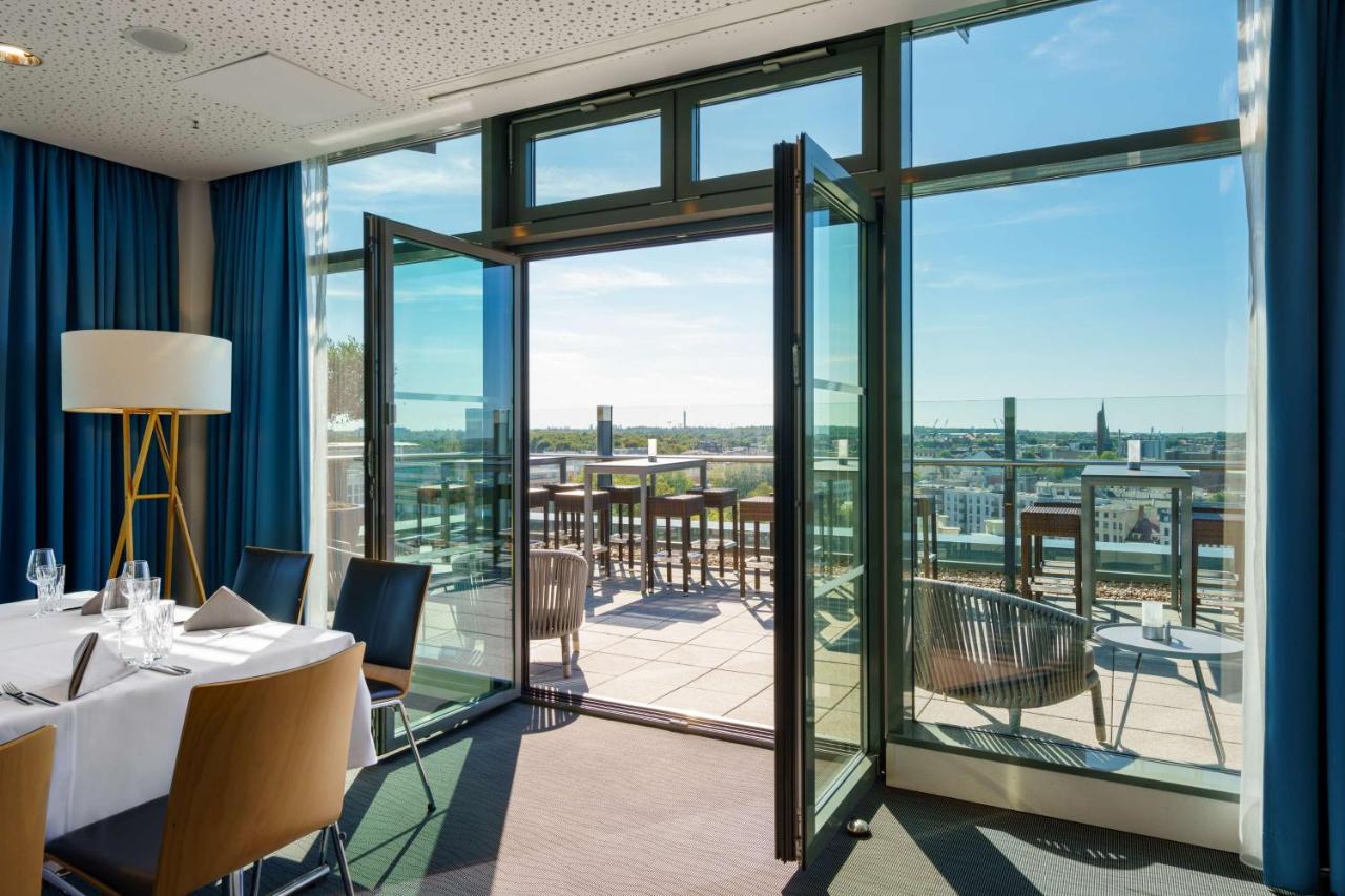 Radisson Blu Hotel Rostock Esterno foto